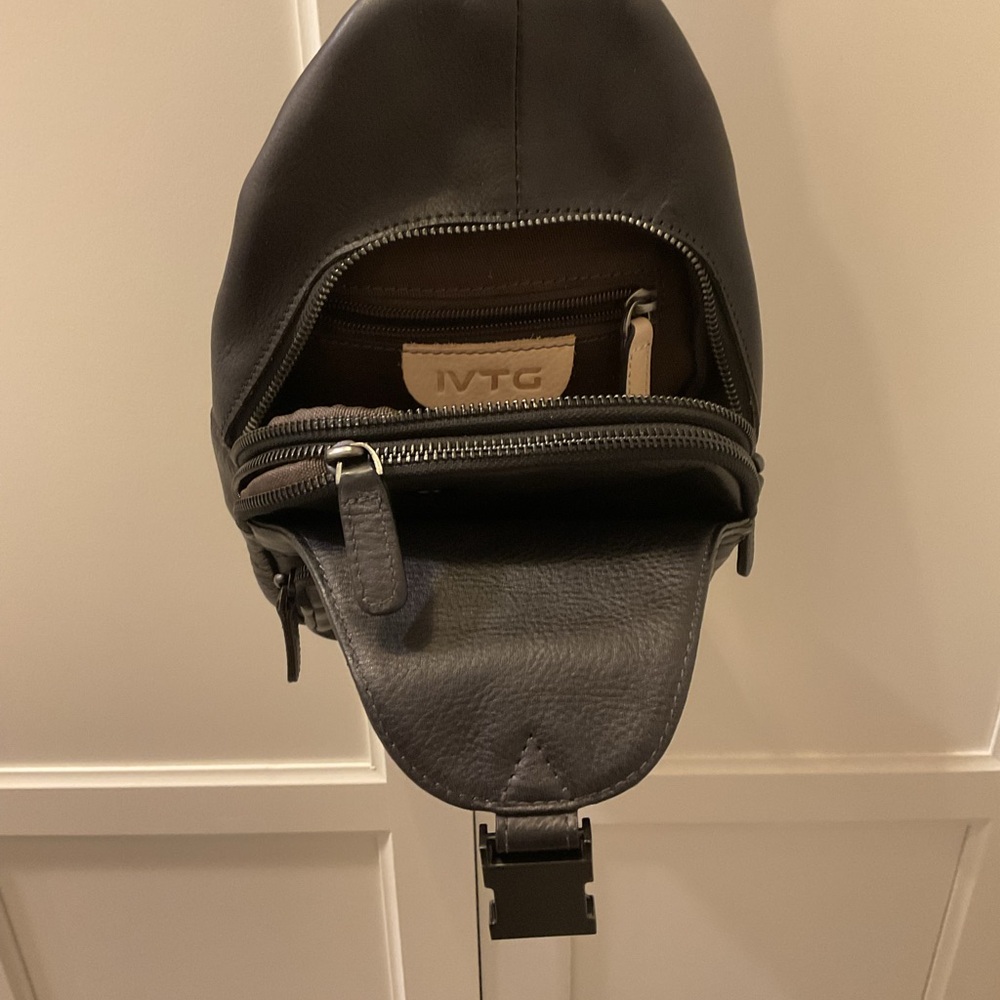 Elegant Black Leather Belt Bag for Men